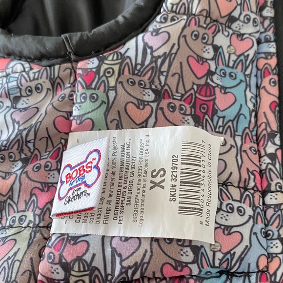 NWOT BOBS from Skechers Doggie Daycare Puffer Dog Vest Reversible Pet Vest XS - Picture 6 of 11